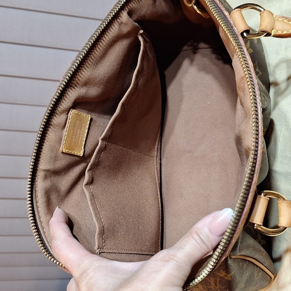 Louis Vuitton Tivoli PM - Picture 10 of 16